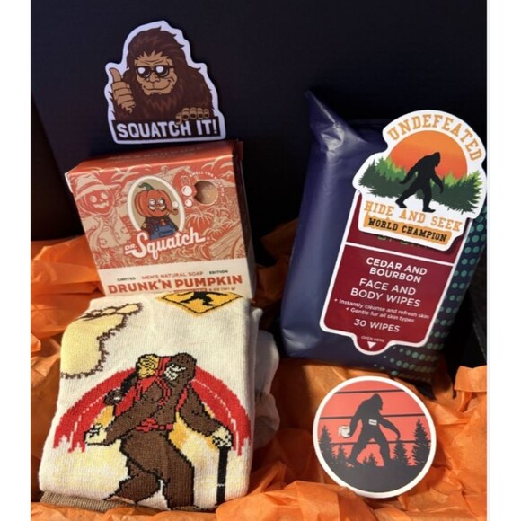 Dr. Squatch- Bigfoot Gift Box Bundle – “Not a Savage” Boo Box Socks-Halloween - Picture 5 of 6